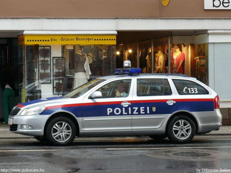 Skoda Octavia II facelift, fotó: Döbrentei Balázs
Keywords: osztrák Ausztria rendőr rendőrautó rendőrség police policecar Austria