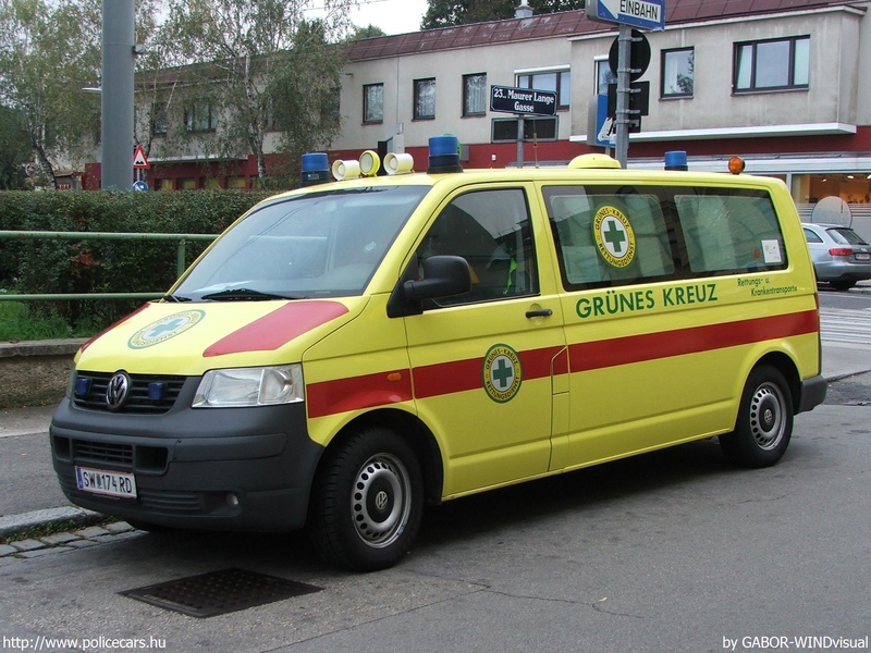Volkswagen Transporter T5, fotó: GABOR-WINDvisual
Keywords: osztrák Ausztria mentő mentőautó