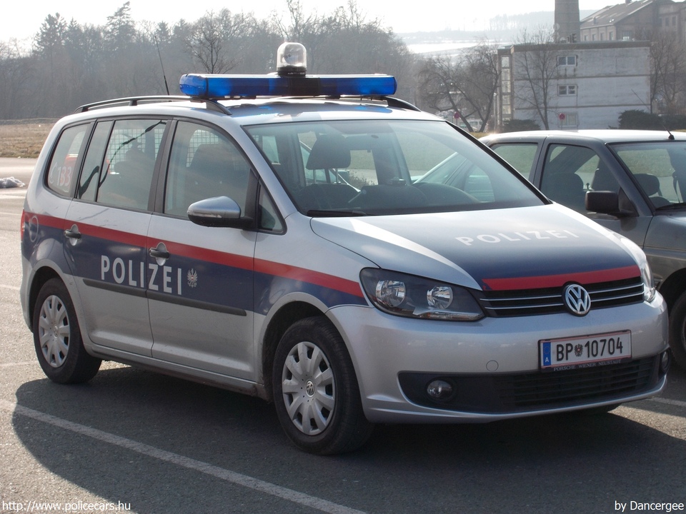 Volkswagen Touran, fotó: Dancergee
Keywords: osztrák Ausztria rendőr rendőrautó rendőrség BP-10704 police policecar Austria