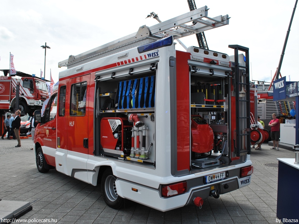 Mercedes Sprinter II facelift, fotó: Bbazsa
Keywords: Ausztria osztrák tûzoltó tûzoltóautó tûzoltóság fire firetruck austrian Austria