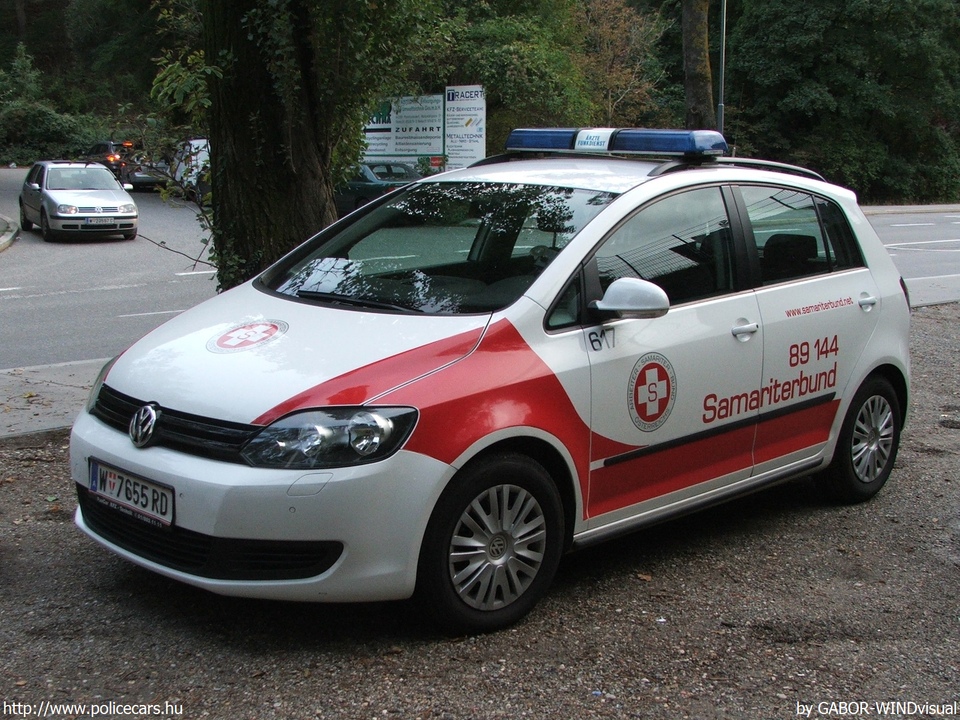 Volkswagen Golf Plus, fotó: GABORWIND-visual
Keywords: osztrák Ausztria mentő mentőautó W7655RD ambulance austrian Austria