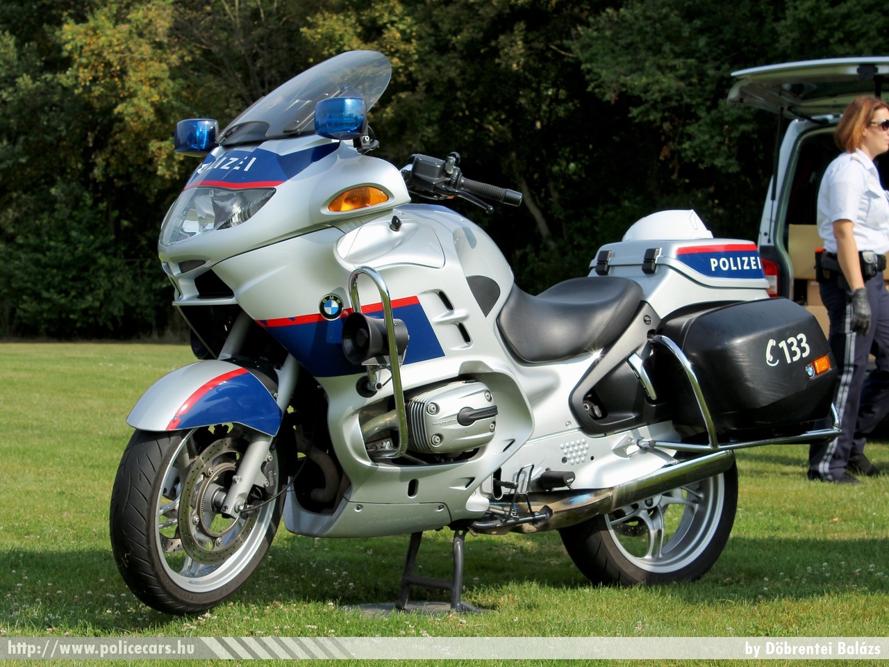 BMW, fotó: Döbrentei Balázs
Keywords: osztrák Ausztria rendőr rendőrmotor rendőrség police policecar Austria austrian