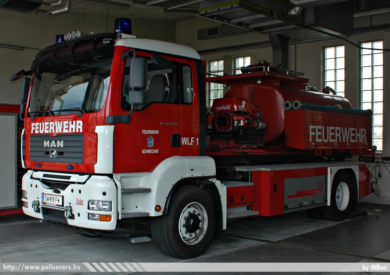 MAN TGM 18.360, Schwechat, fotó: MBen
Keywords: reptér Ausztria osztrák tûzoltó tûzoltóautó tûzoltóság fire firetruck austrian Austria