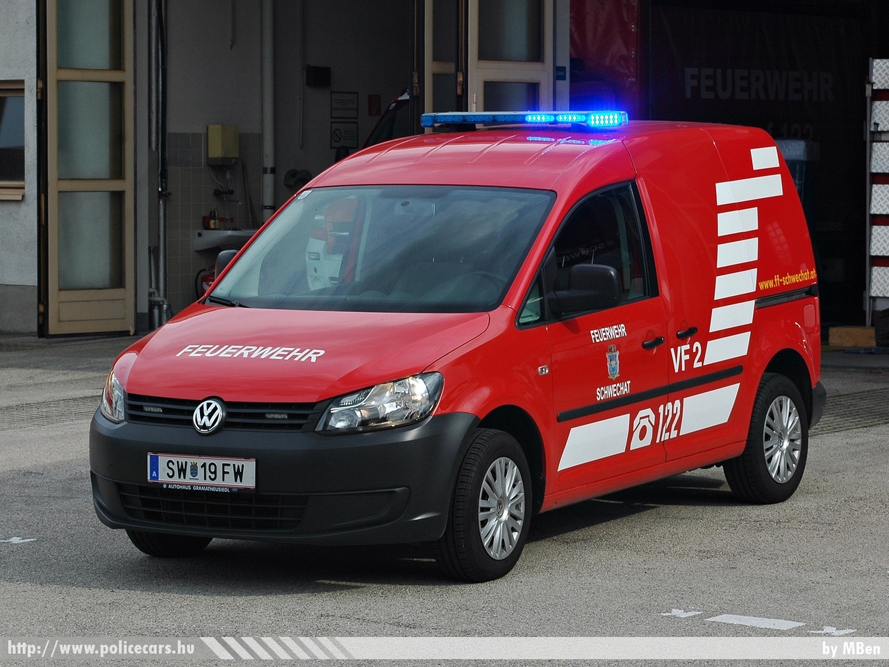 Volkswagen Caddy 1.2, Schwechat, fotó: MBen
Keywords: reptér Ausztria osztrák tûzoltó tûzoltóautó tûzoltóság fire firetruck austrian Austria