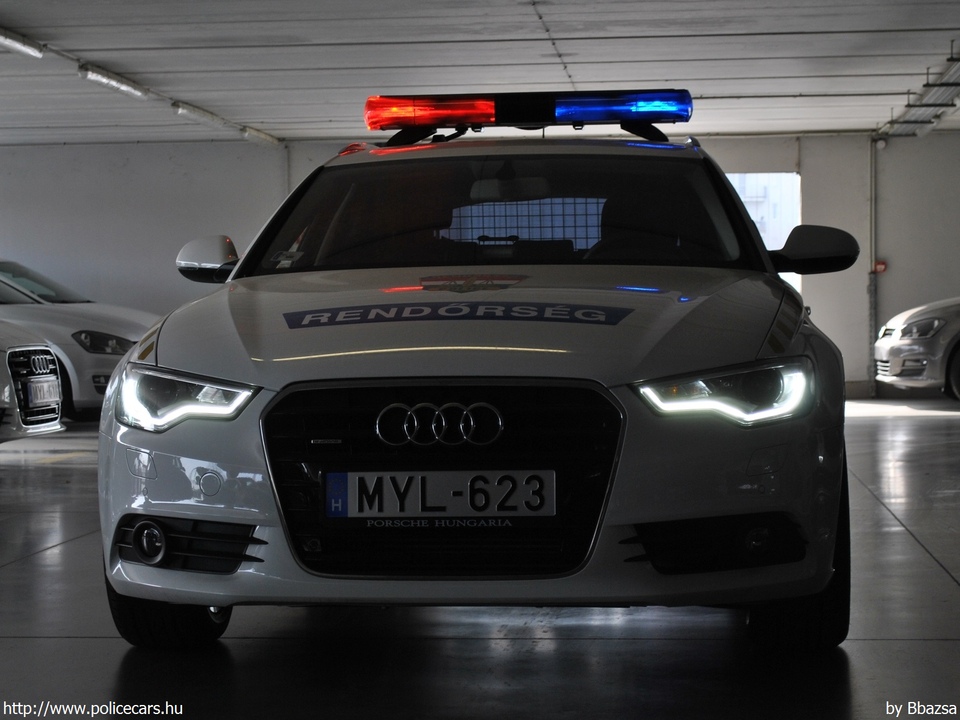 Audi A6 Avant V6 3.0 TDI quattro, fotó: Bbazsa
Keywords: rendőr rendőrautó rendőrség magyar Magyarország MYL-623 police policecar Hungary hungarian