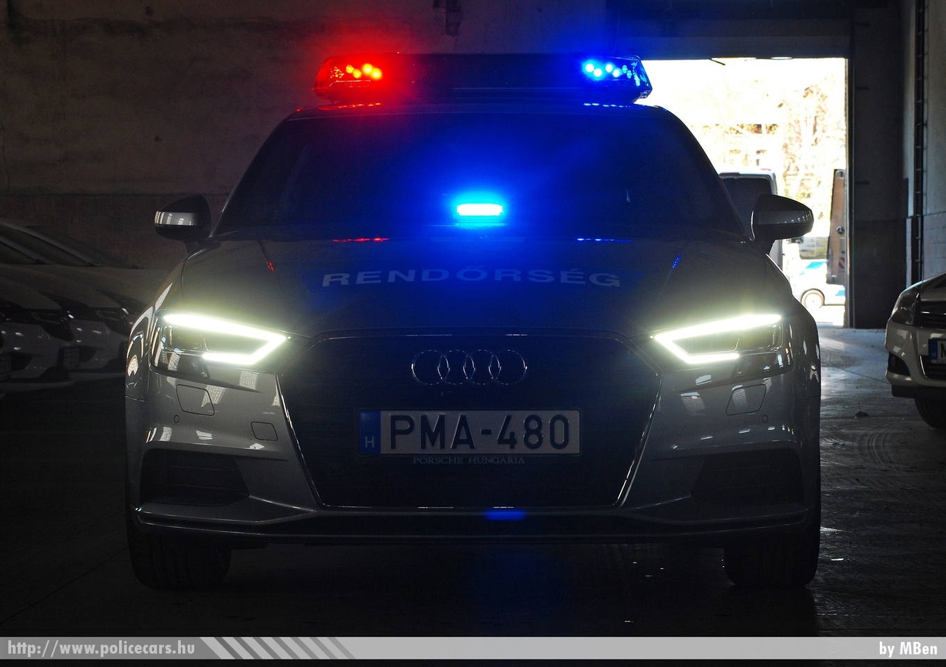 Audi A3 Limousine TFSI, fotó: MBen
Keywords: PMA-480 rendőr rendőrautó rendőrség magyar Magyarország police policecar Hungary hungarian