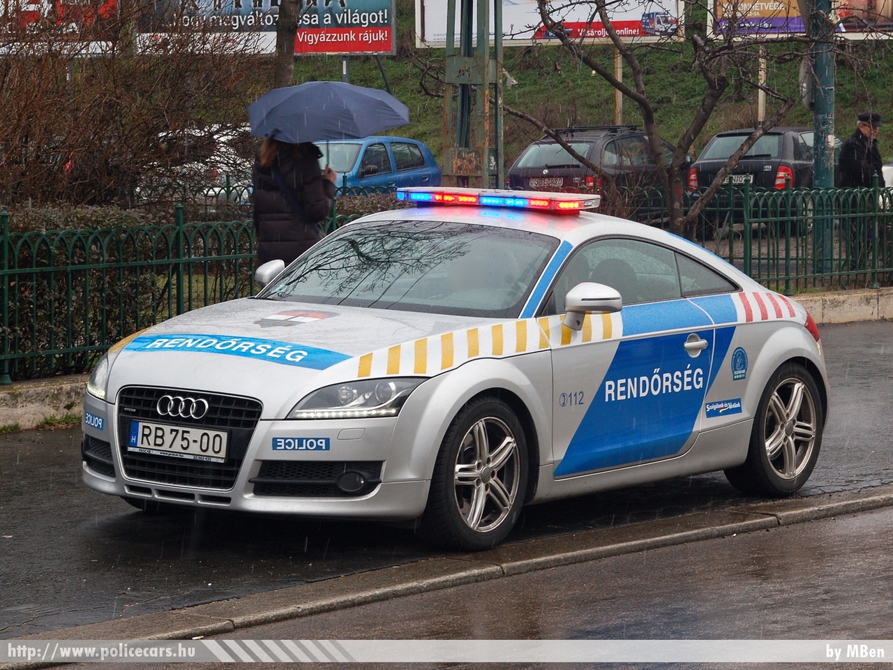 Audi TT, fotó: MBen
Keywords: rendőr rendőrautó rendőrség magyar Magyarország police policecar Hungary hungarian RB75-00