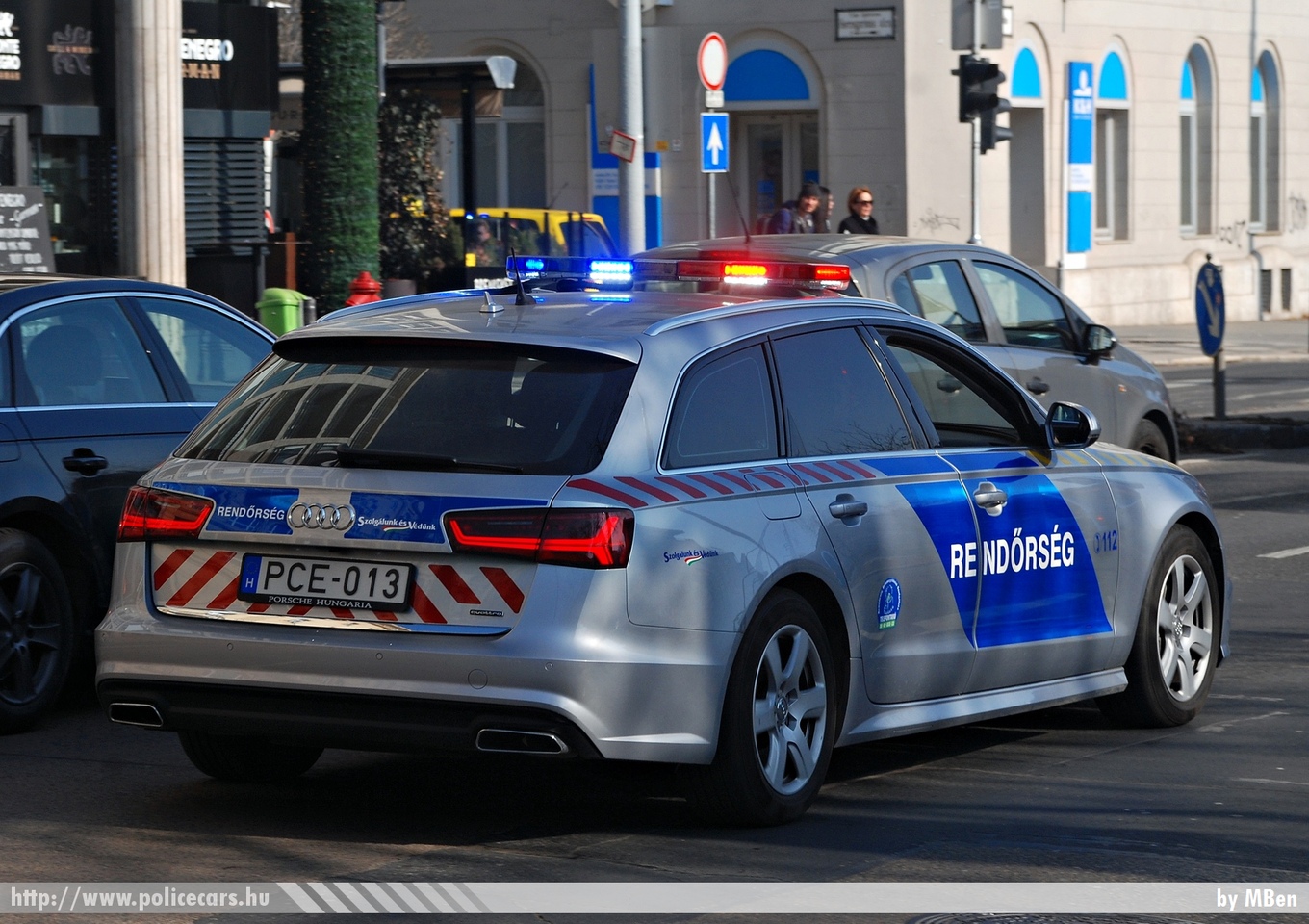 Audi A6 Avant quattro, fotó: MBen
Keywords: rendőr rendőrautó rendőrség magyar Magyarország police policecar Hungary hungarian PCE-013