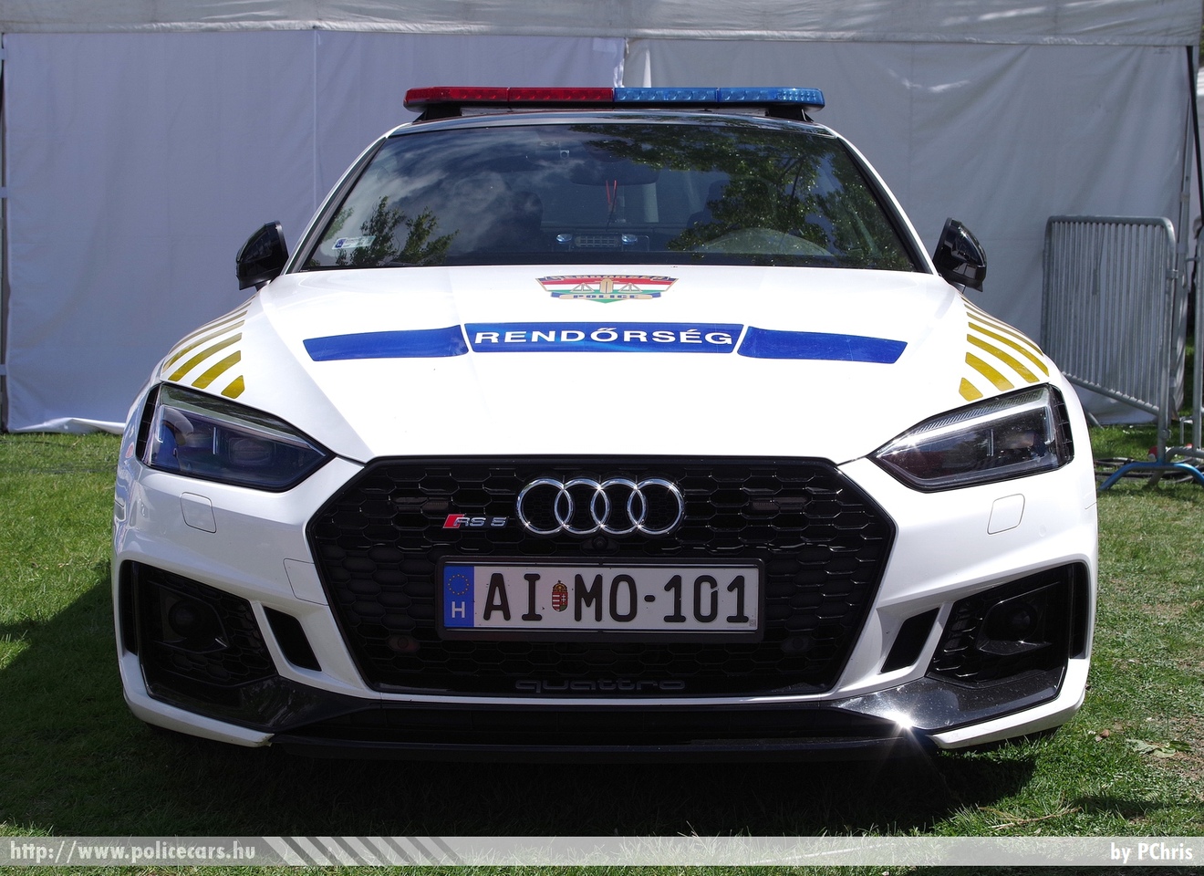 Audi RS5, fotó: PChris
Keywords: rendőr rendőrautó rendőrség magyar Magyarország police policecar Hungary hungarian AIMO-101