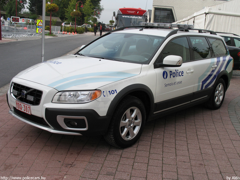 Volvo XC70, fotó: Aldo
Keywords: rendőr rendőrautó belga belgium rendőrség