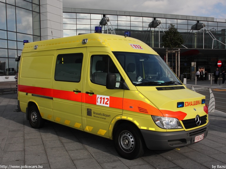 Mercedes-Benz Sprinter, fotó: Bazsi
Keywords: mentő mentőautó belga Belgium