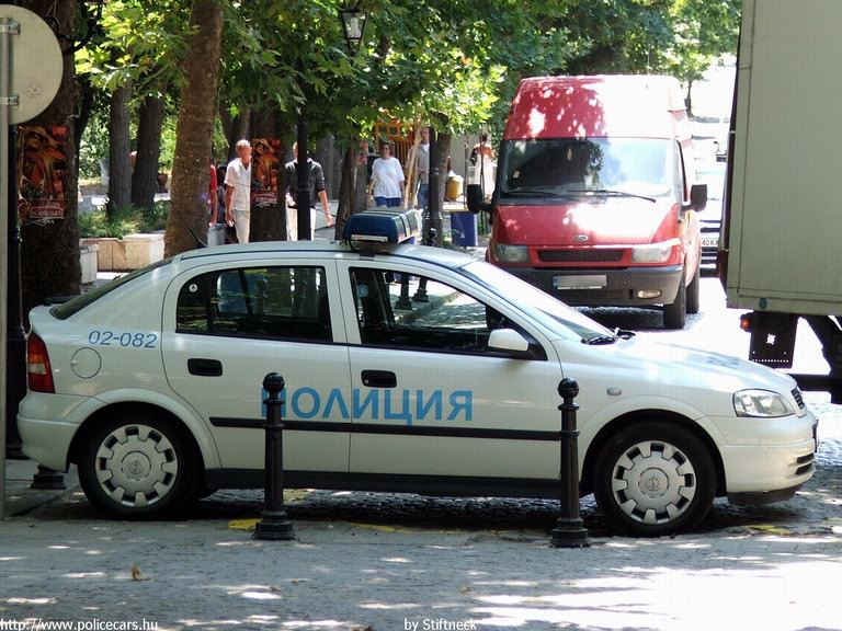 Opel Astra G, fotó: Stiftneck
Keywords: rendőr rendőrautó rendőrség Bulgária bolgár