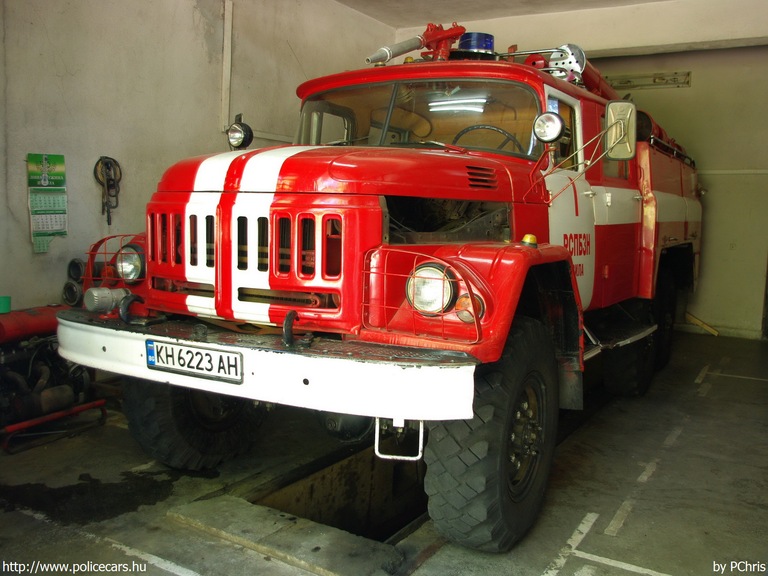 ZIL 131, fotó: PChris
Keywords: tûzoltó tûzoltóautó tûzoltóság Bulgária bolgár