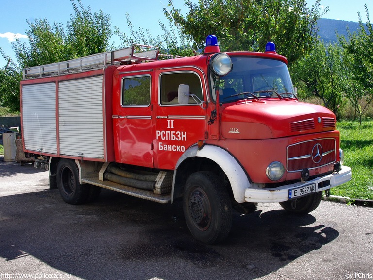 Mercedes-Benz 1113, fotó: PChris
Keywords: tûzoltó tûzoltóautó tûzoltóság Bulgária bolgár