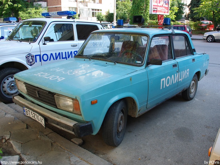 Lada VAZ 2105, fotó: PChris
Keywords: rendőr rendőrautó rendőrség Bulgária bolgár
