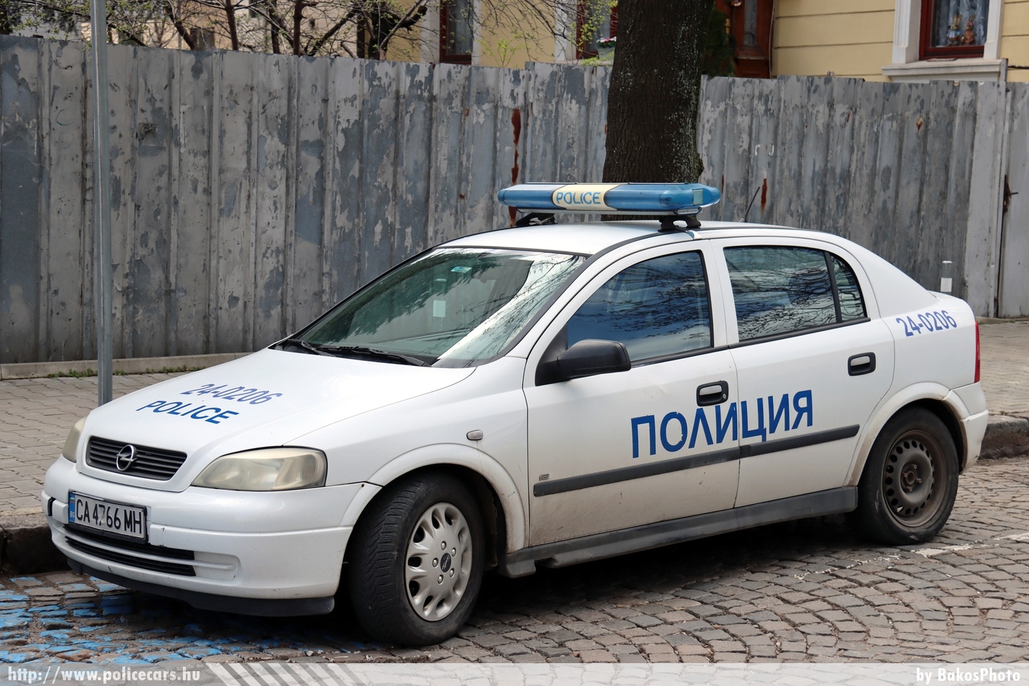 Opel Astra G, fotó: BakosPhoto
Keywords: bolgár Bulgária police policecar rendőrautó bulgarian
