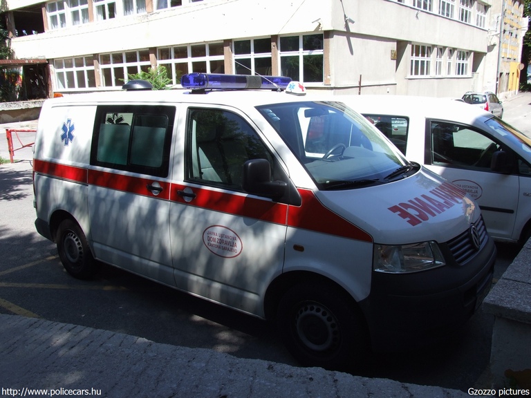 Volkswagen Transporter T5, Szarajevó, fotó: Gzozzo pictures
Keywords: Bosznia-Hercegovina mentő mentőautó