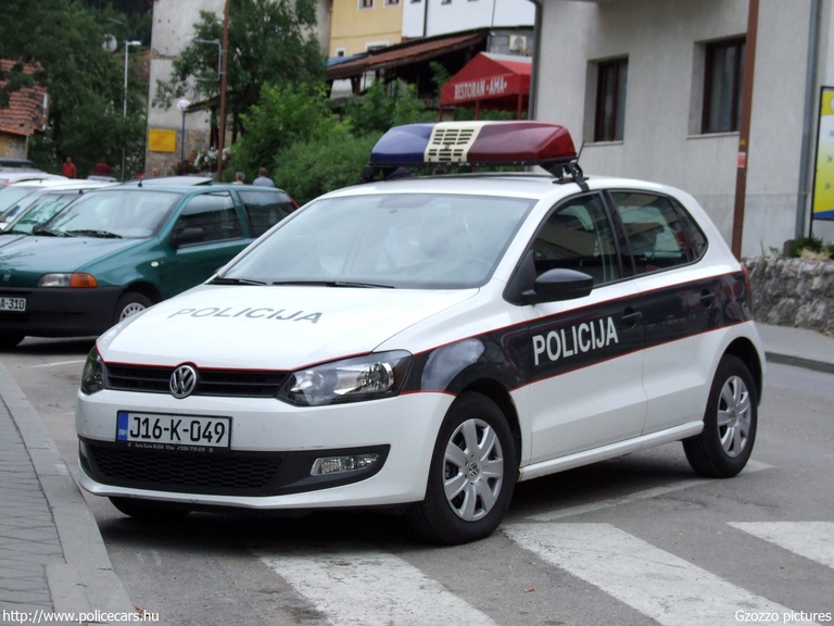Volkswagen Polo, fotó: Gzozzo pictures
Keywords: Bosznia-Hercegovina rendőr rendőrautó rendőrség