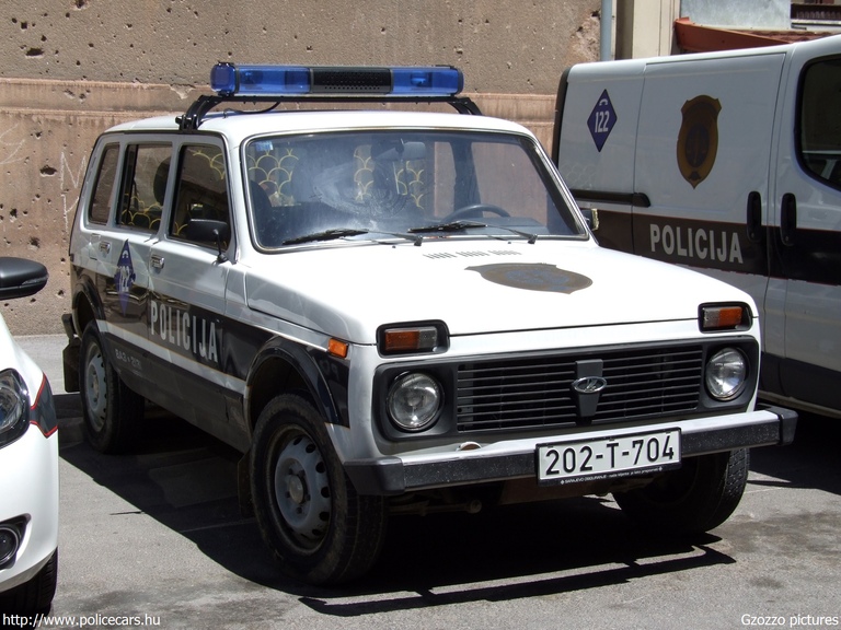 Lada VAZ 2131 Niva, Policija, MUP Kantona Sarajevo, fotó: Gzozzo pictures
Keywords: Bosznia-Hercegovina rendőr rendőrautó rendőrség