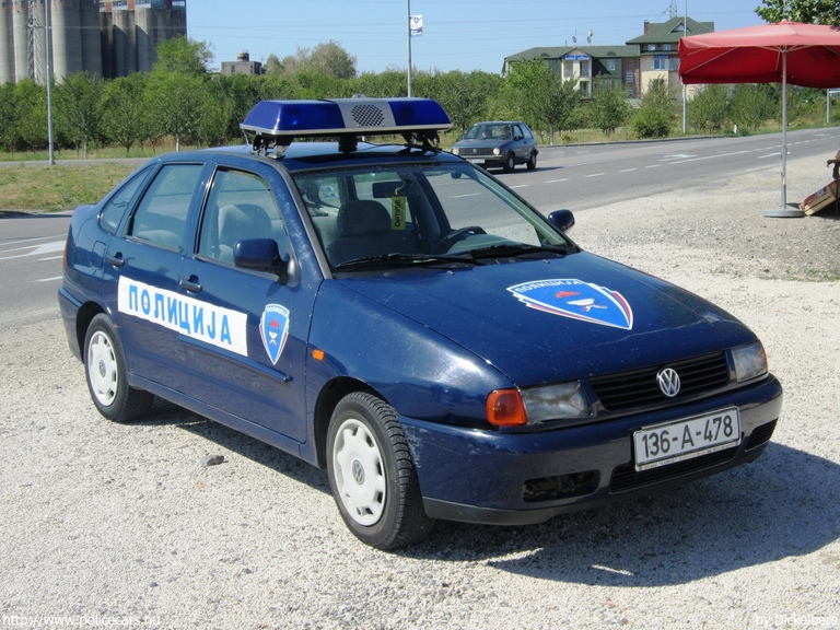 Volkswagen Polo Classic, fotó: Dickelbers
Keywords: Bosznia-Hercegovina rendőr rendőrautó rendőrség bosnia bosnia-herzegovina police policecar