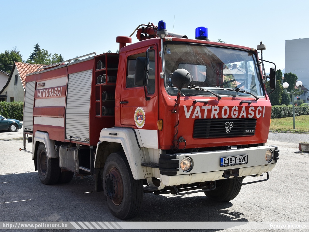 TAM 190T15, Doboj, fotó: Gzozzo pictures
Keywords: Bosznia-Hercegovina tûzoltó tûzoltóautó tûzoltóság bosnia bosnia-herzegovina fire firetruck
