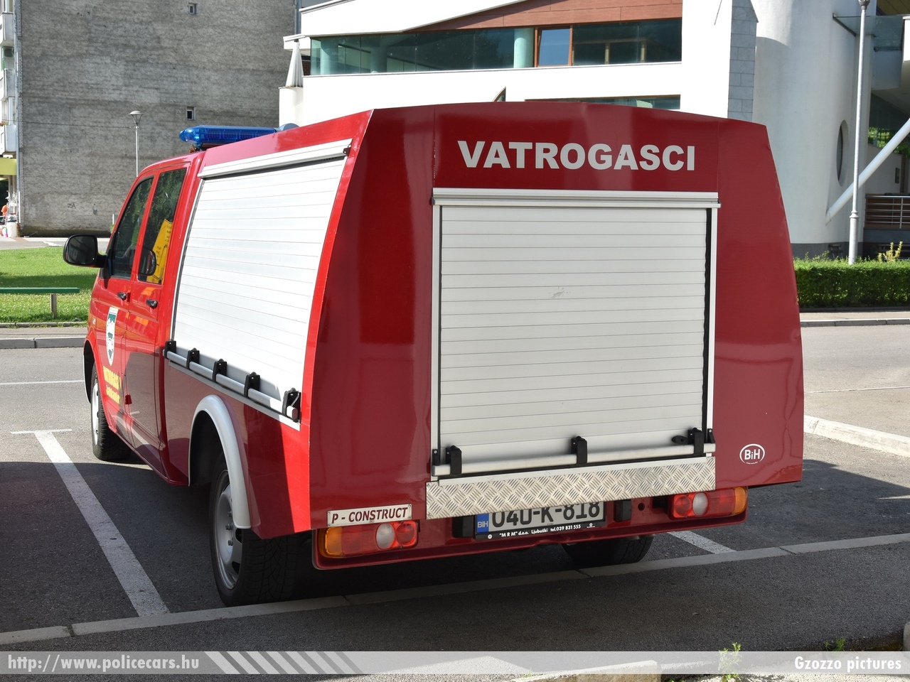 Volkswagen Transporter T5 facelift, Jablanica, fotó: Gzozzo pictures
Keywords: Bosznia-Hercegovina tûzoltó tûzoltóautó tûzoltóság bosnia bosnia-herzegovina fire firetruck