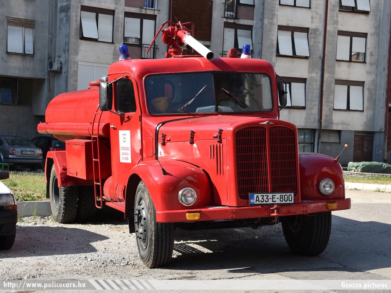 Jablanica, fotó: Gzozzo pictures
Keywords: Bosznia-Hercegovina tûzoltó tûzoltóautó tûzoltóság bosnia bosnia-herzegovina fire firetruck