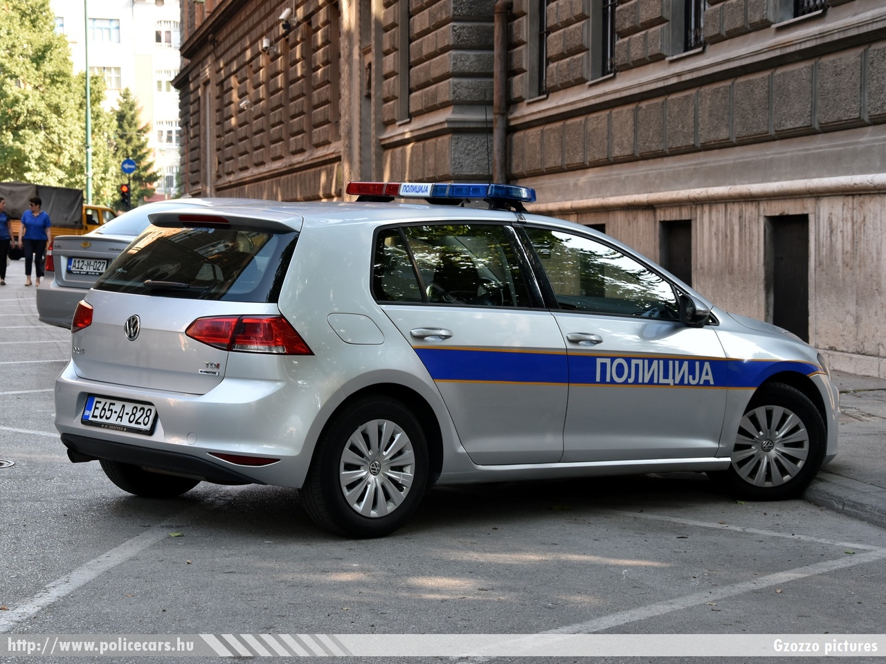 Volkswagen Golf VI, fotó: Gzozzo pictures
Keywords: Bosznia-Hercegovina rendőr rendőrautó rendőrség bosnia bosnia-herzegovina police policecar
