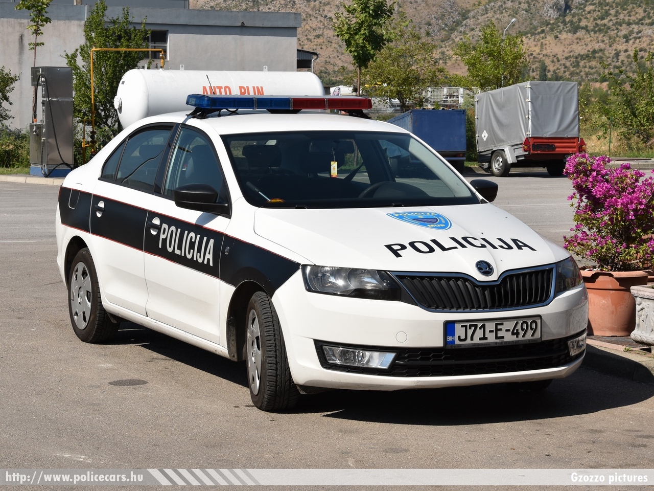 Skoda Rapid, fotó: Gzozzo pictures
Keywords: Bosznia-Hercegovina rendőr rendőrautó rendőrség bosnia bosnia-herzegovina police policecar
