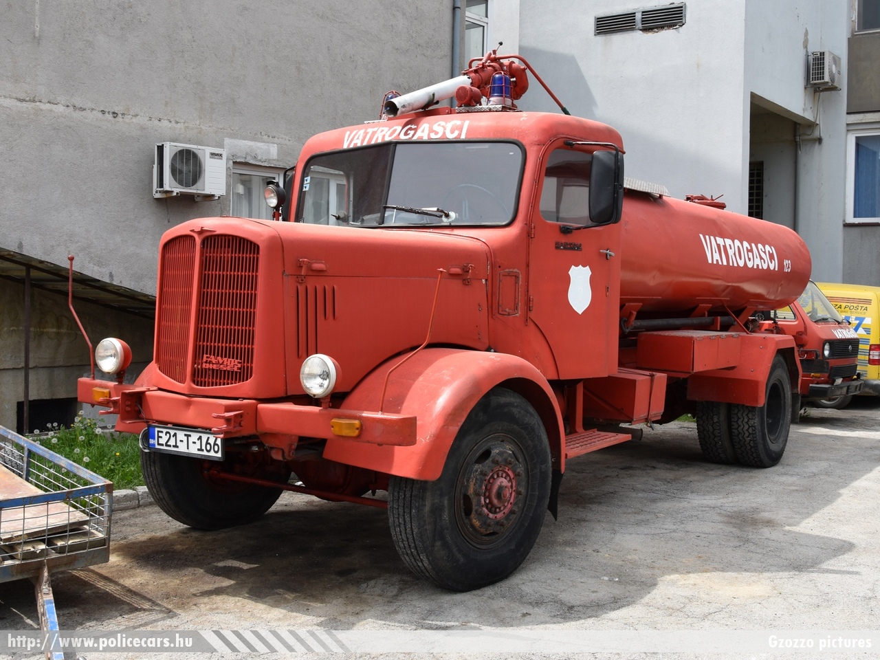 FAP Famos Diesel 1300, fotó: Gzozzo pictures
Keywords: Bosznia-Hercegovina tûzoltó tûzoltóautó tûzoltóság bosnia bosnia-herzegovina fire firetruck