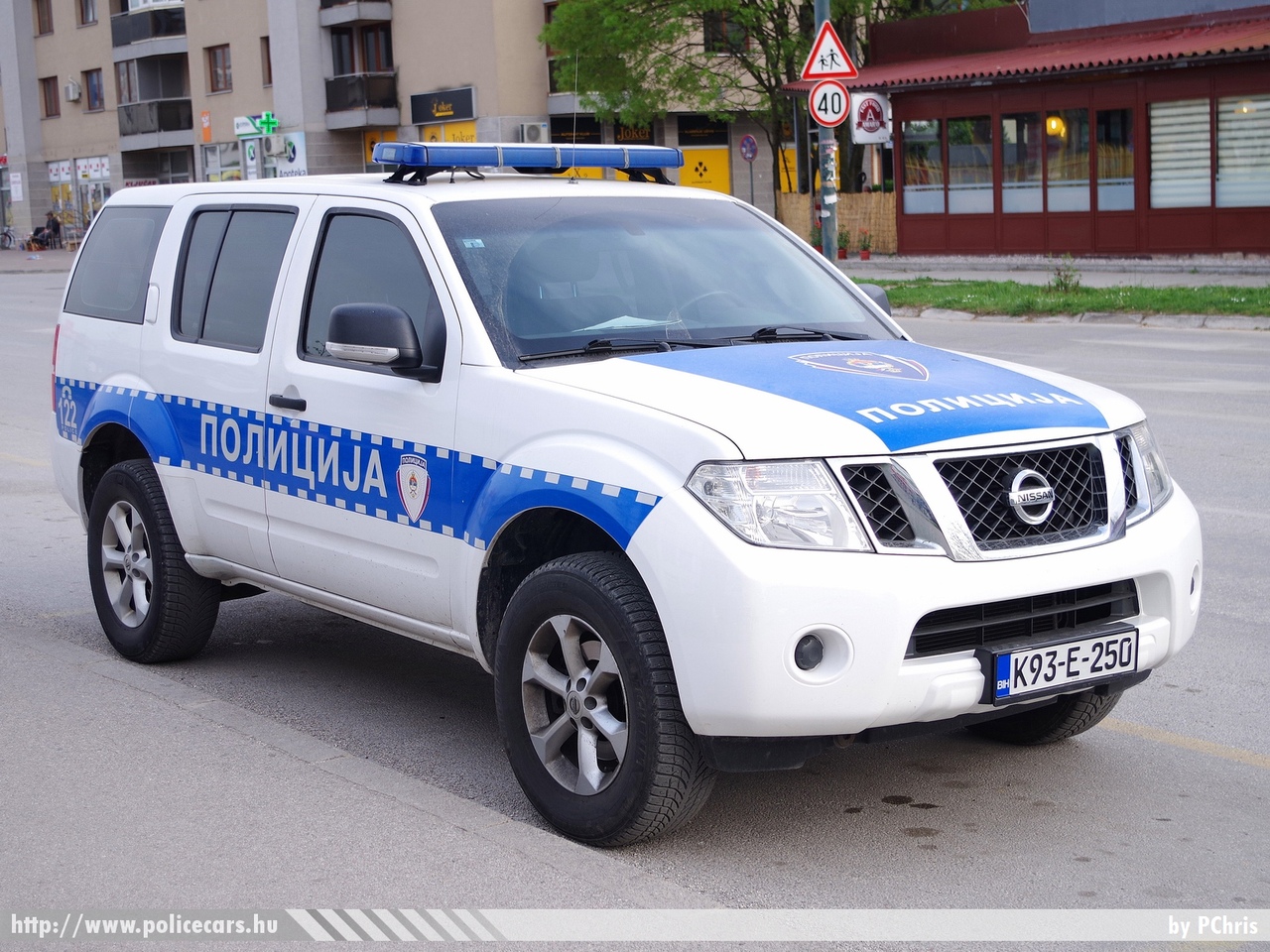 Nissan Pathfinder, fotó: PChris
Keywords: Bosznia-Hercegovina rendőr rendőrautó rendőrség bosnia bosnia-herzegovina police policecar republika srpska boszniai szerb