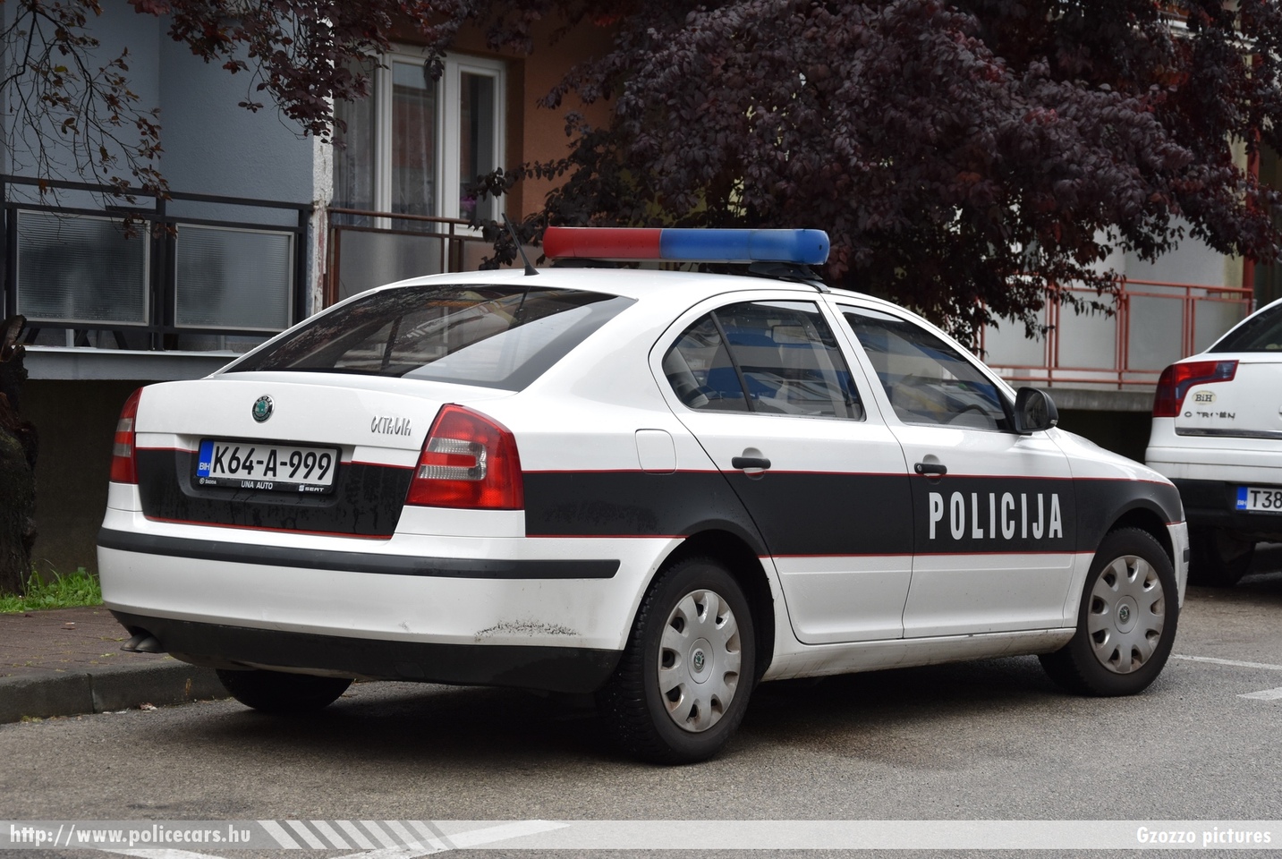 Skoda Octavia II, MUP Una-Sana Kanton, fotó: Gzozzo pictures
Keywords: Bosznia-Hercegovina bosnia bosnia-herzegovina bosnyák police policecar rendőrautó rendőr rendőrség