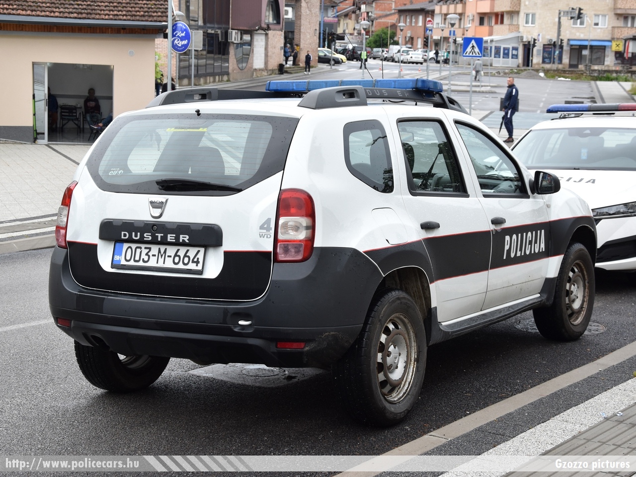 Dacia Duster, MUP Una-Sana Kanton, fotó: Gzozzo pictures
Keywords: Bosznia-Hercegovina bosnia bosnia-herzegovina bosnyák police policecar rendőrautó rendőr rendőrség