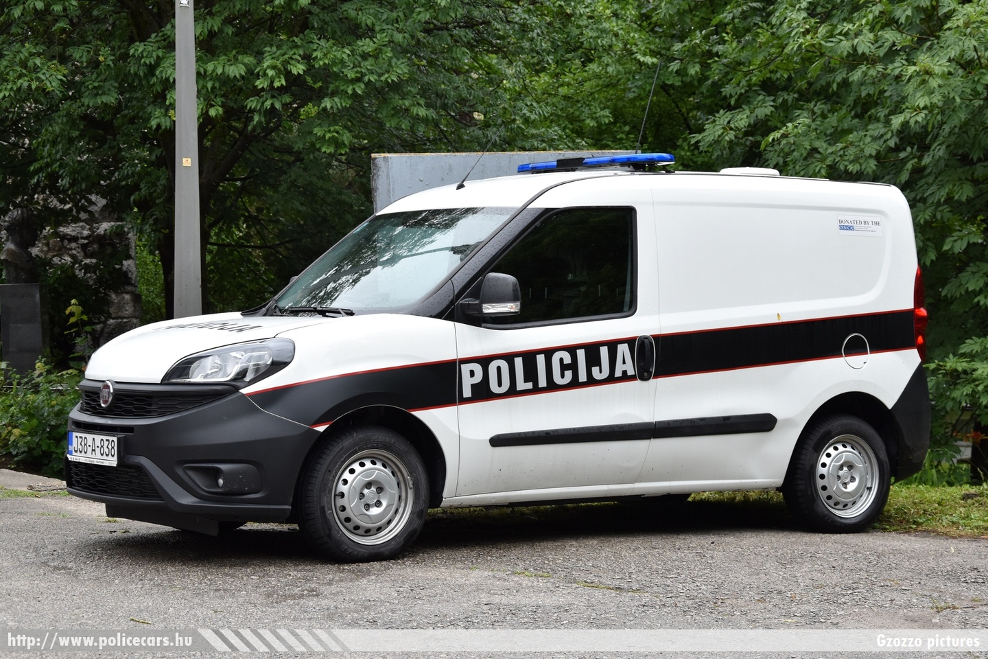 Fiat Doblo, MUP Una-Sana Kanton, fotó: Gzozzo pictures
Keywords: Bosznia-Hercegovina bosnia bosnia-herzegovina bosnyák police policecar rendőrautó rendőr rendőrség