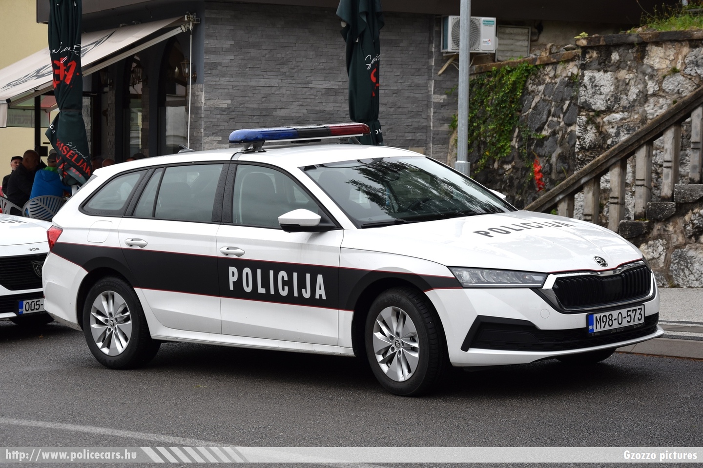 Skoda Octavia IV, MUP Una-Sana Kanton, fotó: Gzozzo pictures
Keywords: Bosznia-Hercegovina bosnia bosnia-herzegovina bosnyák police policecar rendőrautó rendőr rendőrség
