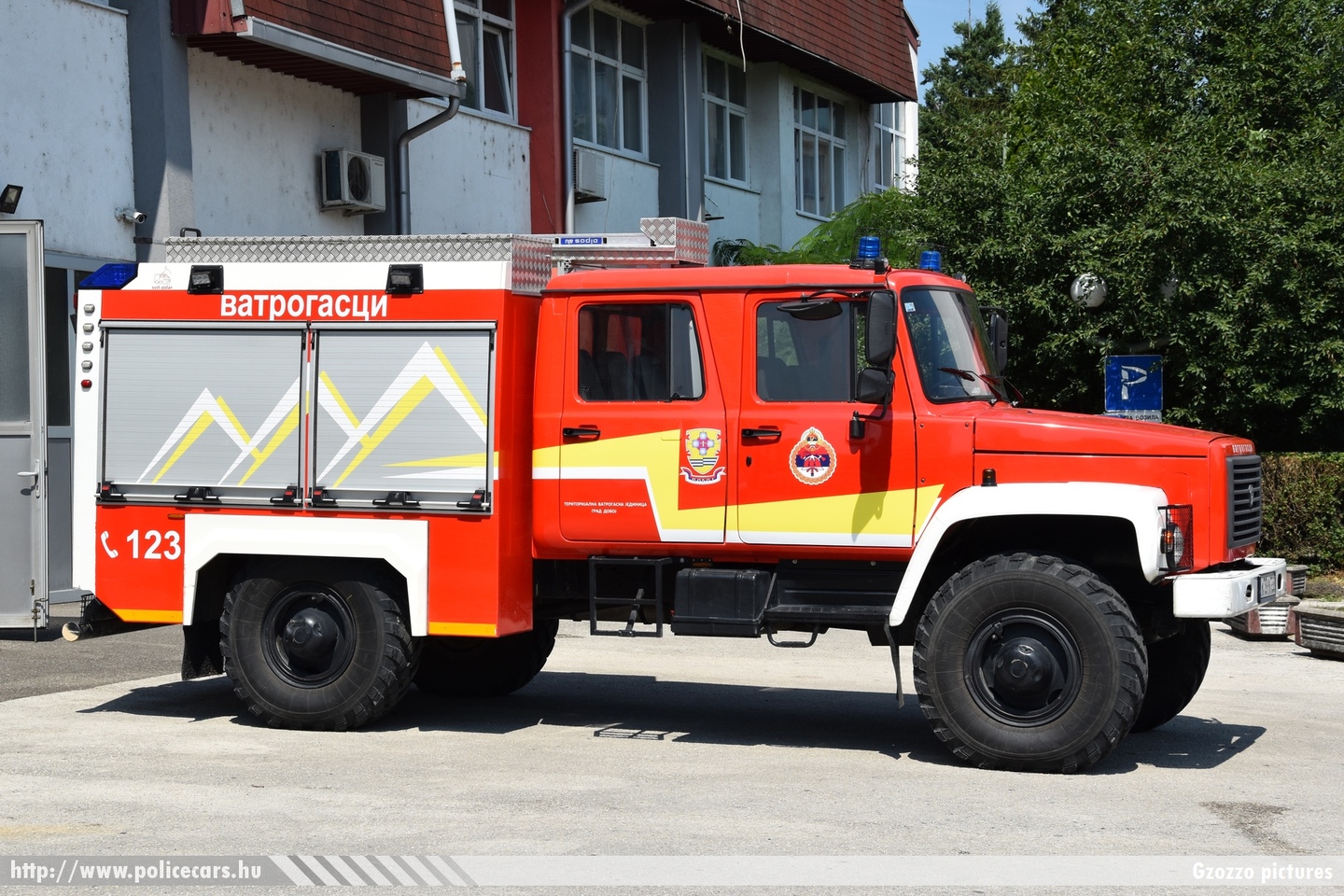 GAZ 3308 Sadko Svit Zolar, Teritorijane Vatrogasno spasilačke Jedinice Doboj, fotó: Gzozzo pictures
Keywords: Bosznia-Hercegovina tûzoltó tûzoltóautó tûzoltóság bosnia bosnia-herzegovina fire firetruck republika srpska boszniai szerb