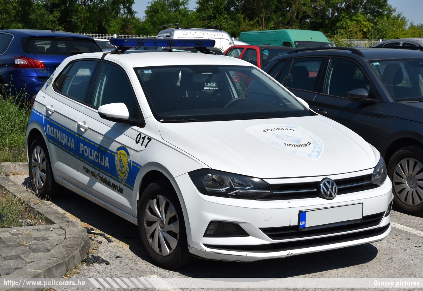 Volkswagen Polo, Policija Brčko distrikta, fotó: Gzozzo pictures
Keywords: Bosznia-Hercegovina rendőr rendőrautó rendőrség bosnia bosnia-herzegovina police policecar
