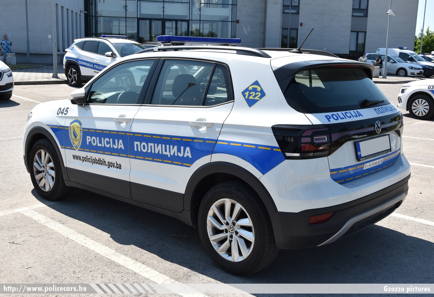 Volkswagen T-Cross, Policija Brčko distrikta, fotó: Gzozzo pictures
Keywords: Bosznia-Hercegovina rendőr rendőrautó rendőrség bosnia bosnia-herzegovina police policecar