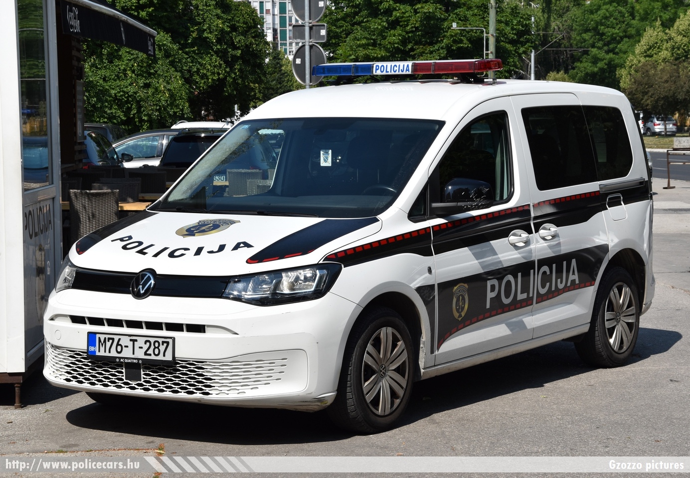Volkswagen Caddy, Policija, MUP Kantona Sarajevo, fotó: Gzozzo pictures
Keywords: Bosznia-Hercegovina bosnia bosnia-herzegovina bosnyák police policecar rendőrautó rendőr rendőrség
