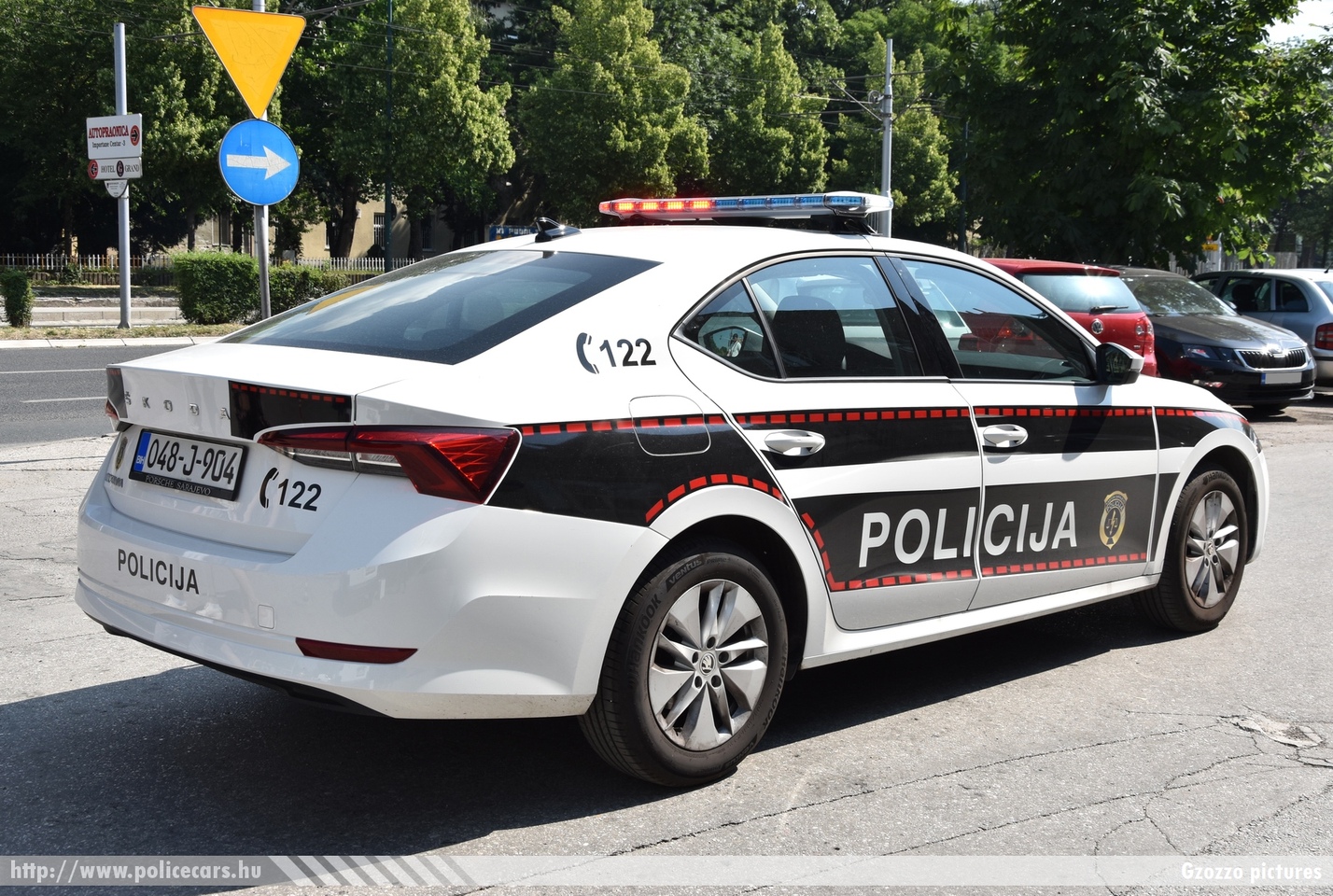 Skoda Octavia IV, Policija, MUP Kantona Sarajevo, fotó: Gzozzo pictures
Keywords: Bosznia-Hercegovina bosnia bosnia-herzegovina bosnyák police policecar rendőrautó rendőr rendőrség