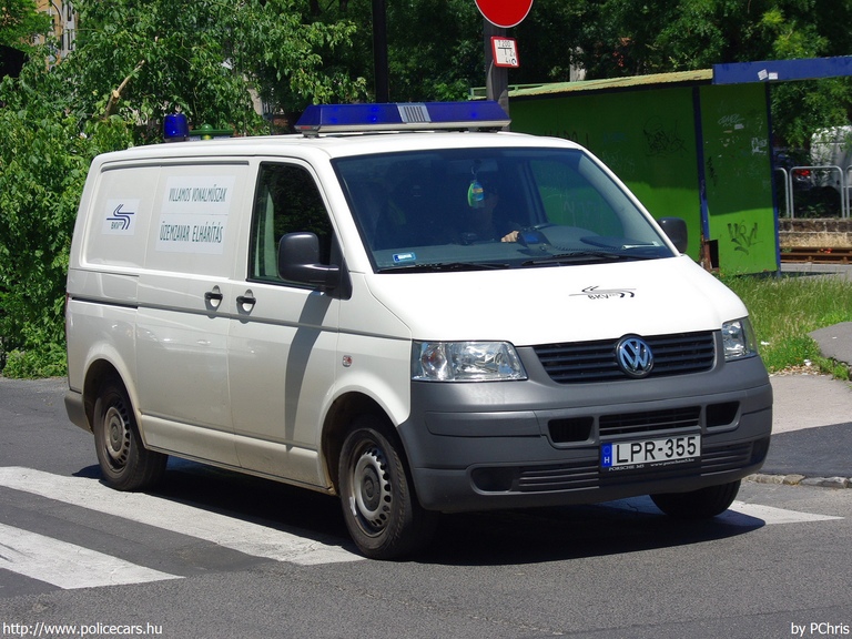 Volkswagen Transporter T5, Budapesti Közlekedési Vállalat Zrt., fotó: PChris
Keywords: BKV LPR-355