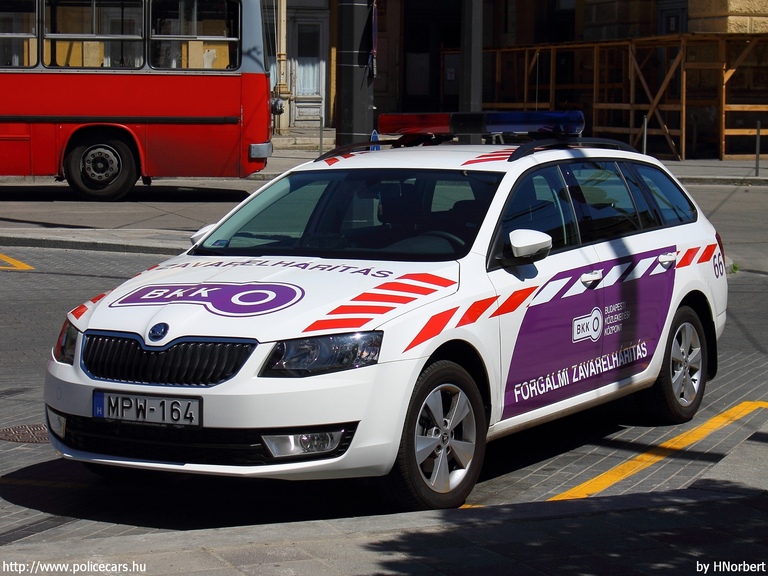 Skoda Octavia III Combi 4x4, Budapesti Közlekedési Központ, fotó: HNorbert
Keywords: BKV BKK MPW-164