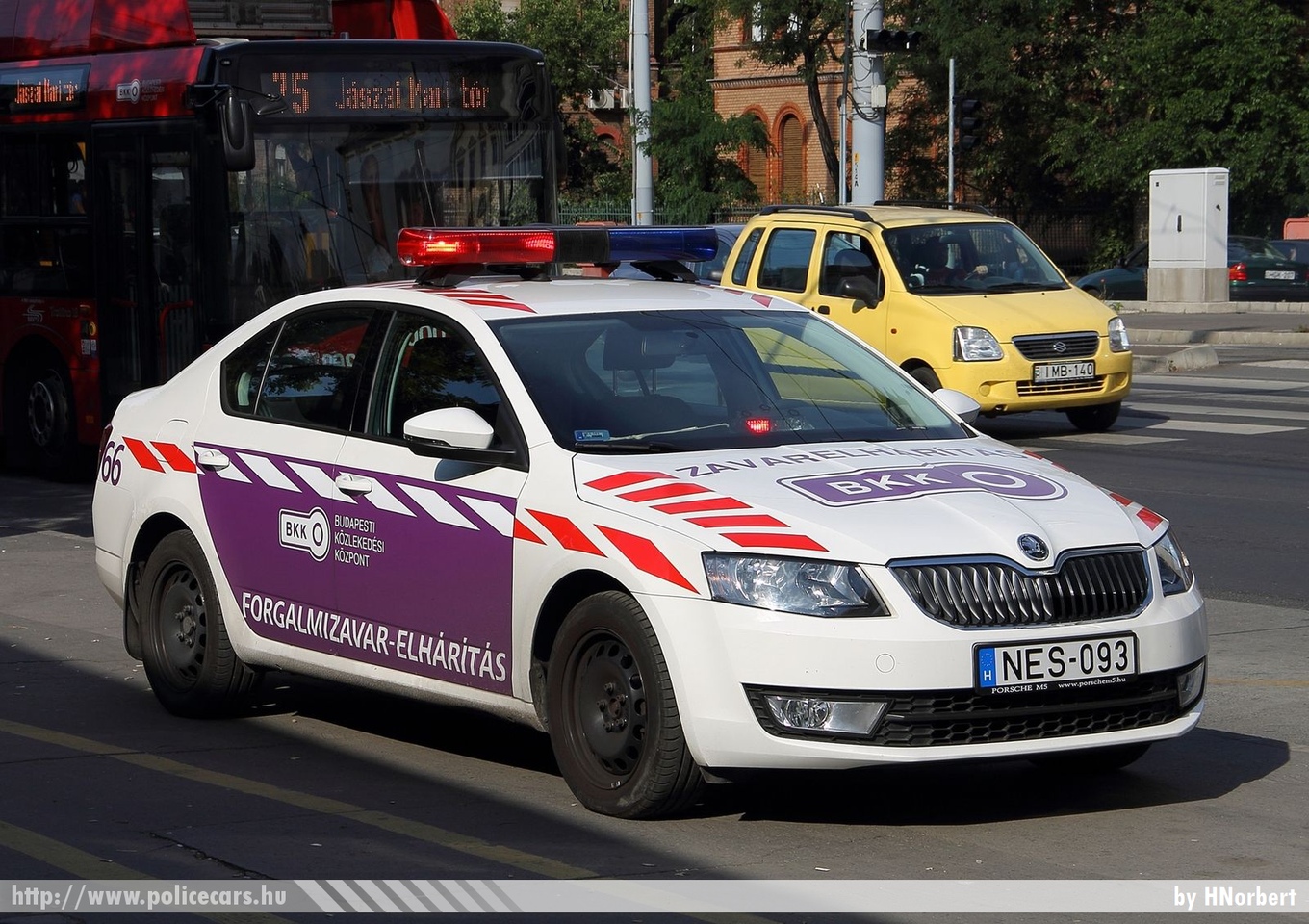 Skoda Octavia III, Budapesti Közlekedési Központ, fotó: HNorbert
Keywords: BKK NES-093