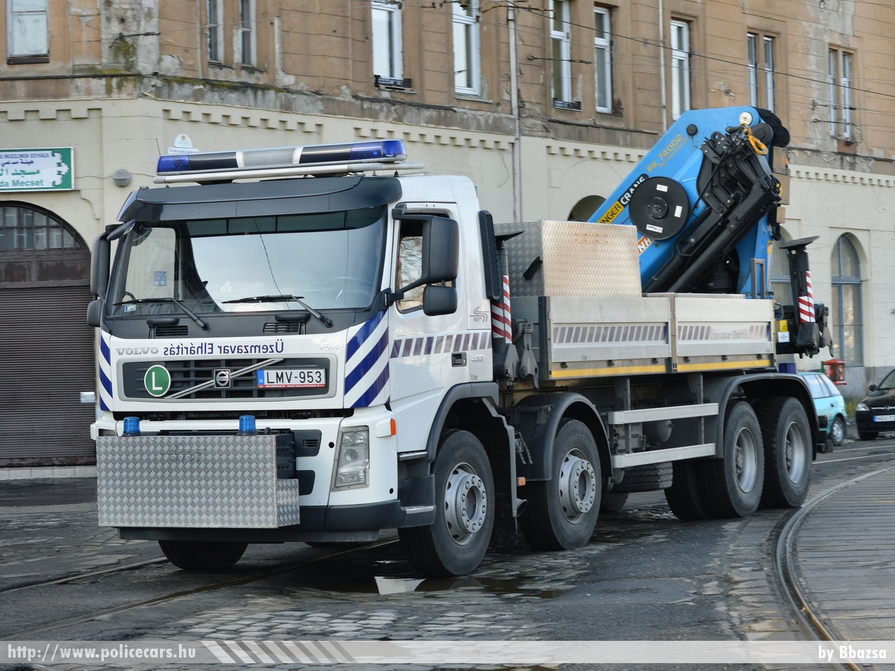 Volvo FM-400, Budapesti Közlekedési Zrt., fotó: Bbazsa
Keywords: BKV LMV-953