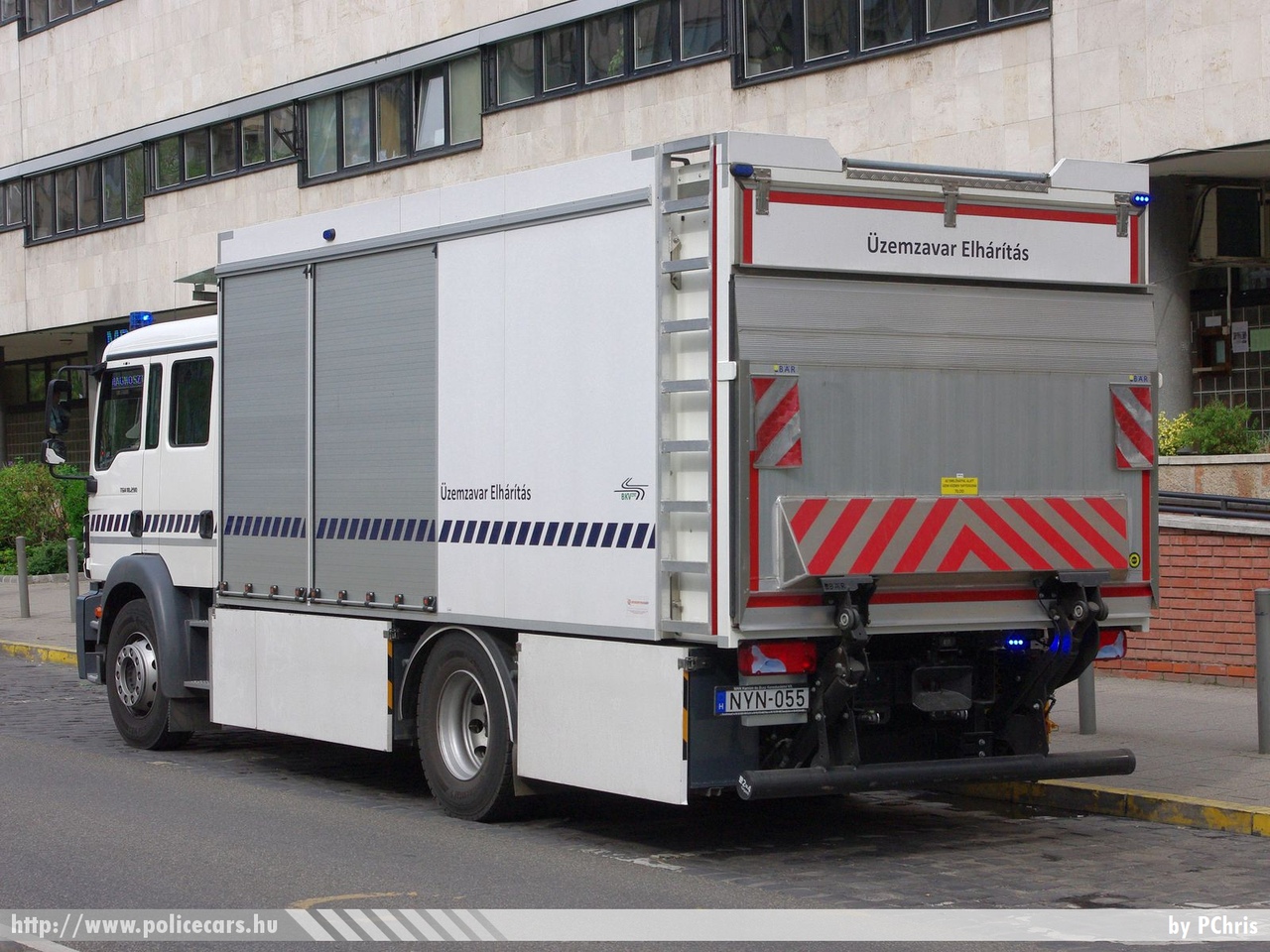 MAN TGM 18.290, Budapesti Közlekedési Vállalat Zrt., fotó: PChris
Keywords: BKV NYN-055