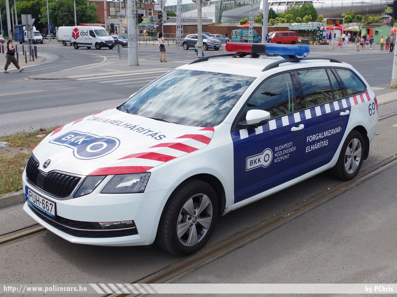 Skoda Octavia III Combi facelift 4x4, Budapesti Közlekedési Központ, fotó: PChris
Keywords: BKK PUH-667