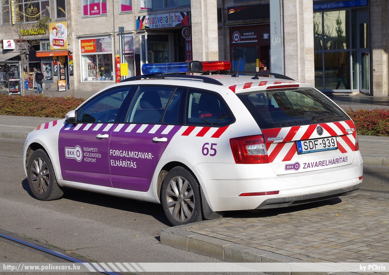 Skoda Octavia III Combi facelift 4x4, Budapesti Közlekedési Központ, fotó: PChris
Keywords: BKK SDF-939