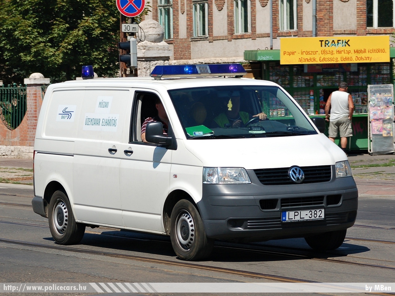 Volkswagen Transporter T5, Budapesti Közlekedési Vállalat Zrt., fotó: MBen
Keywords: BKV BKK LPL-382