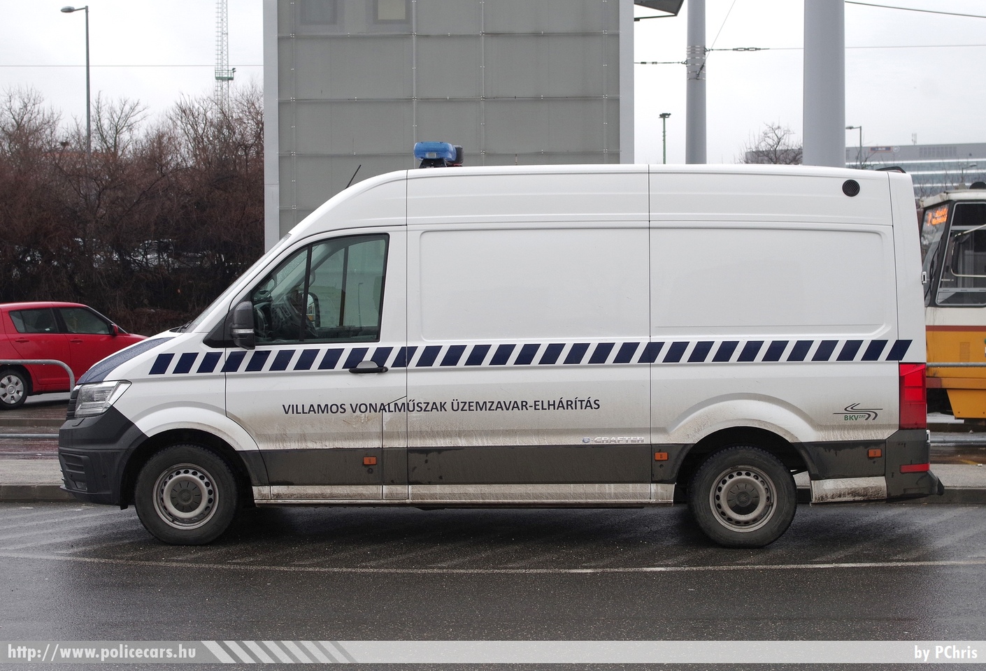Volkswagen e-Crafter, Budapesti Közlekedési Zrt., villamos vonalműszak üzemzavar-elhárítás, fotó: PChris
Keywords: BKV AIJJ-216