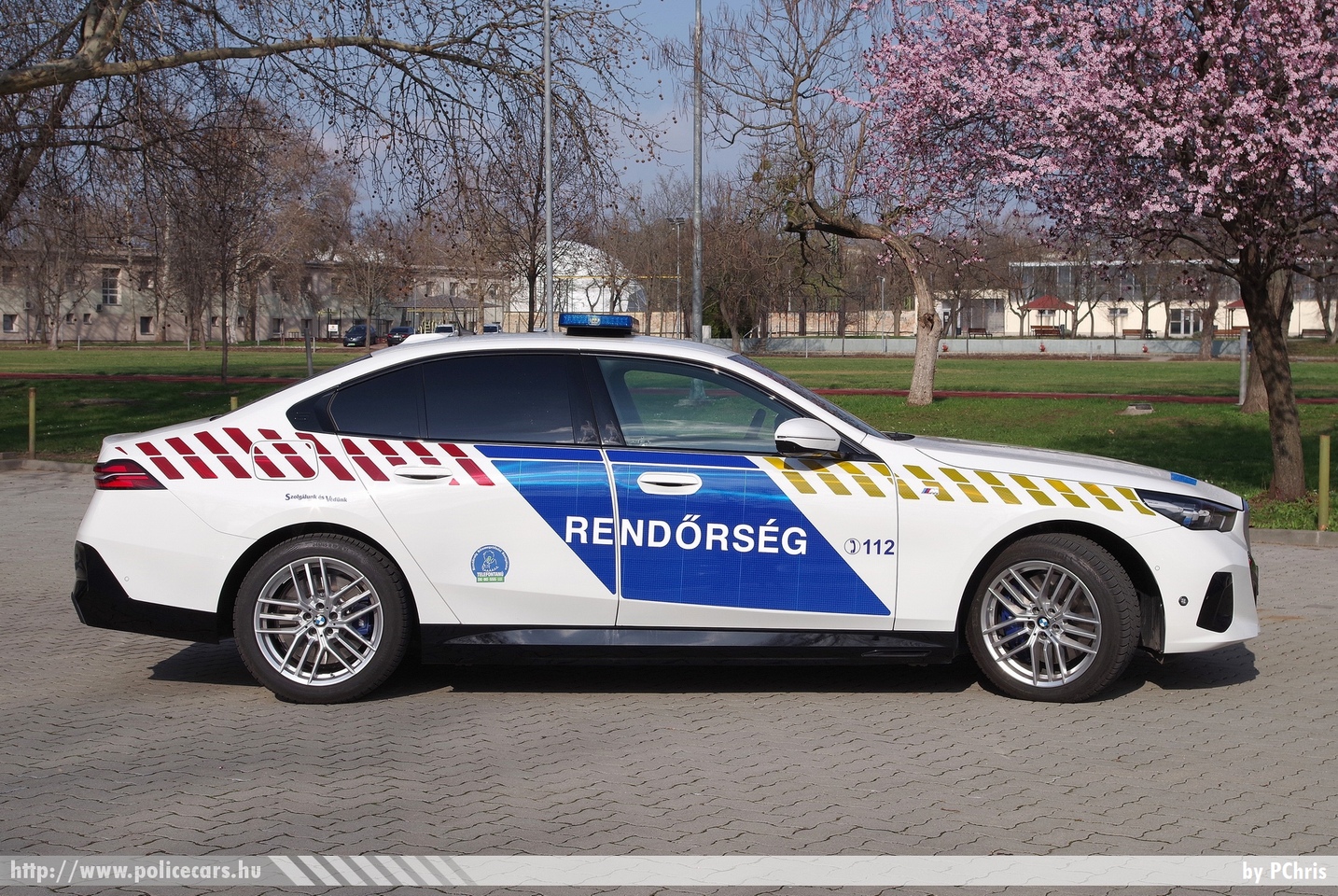BMW 550e xDrive, fotó: PChris
Keywords: magyar Magyarország rendőr rendőrautó rendőrség Hungary hungarian police policecar